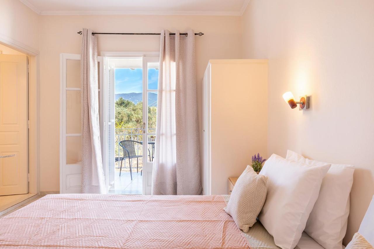 Albatross Apartments By Konnect, Ipsos Corfu Extérieur photo